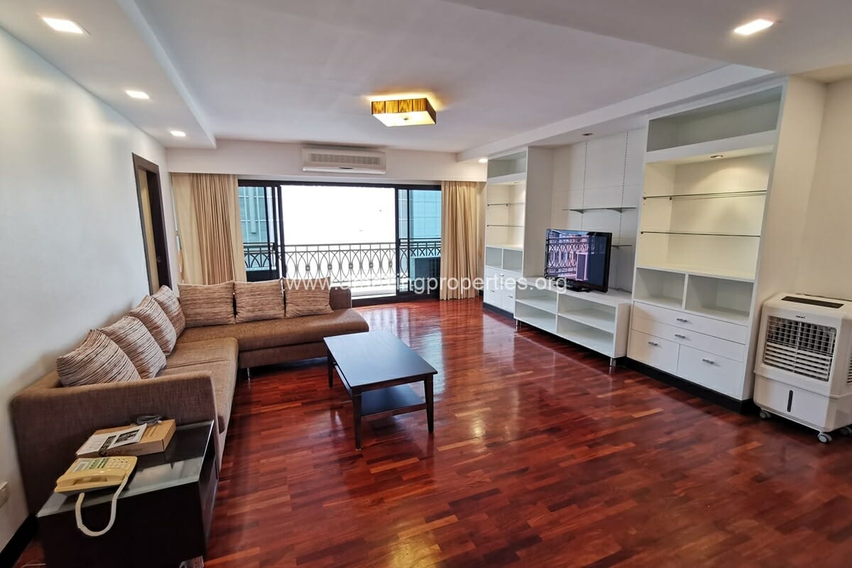 Mela-Mansion-2-bedroom-apartment-2-9472.jpg