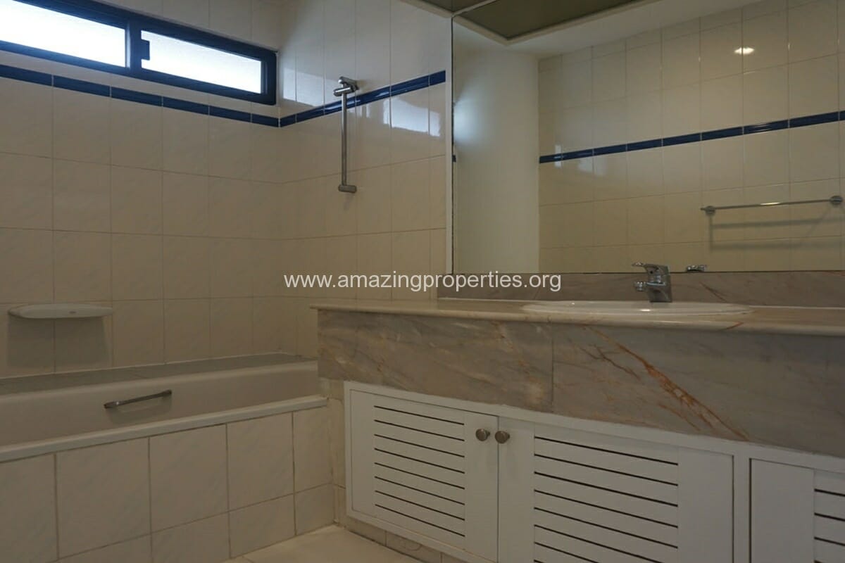 Ming-House-3-Bedroom-Apartment-Phrom-Phong-11-1-5635.jpg