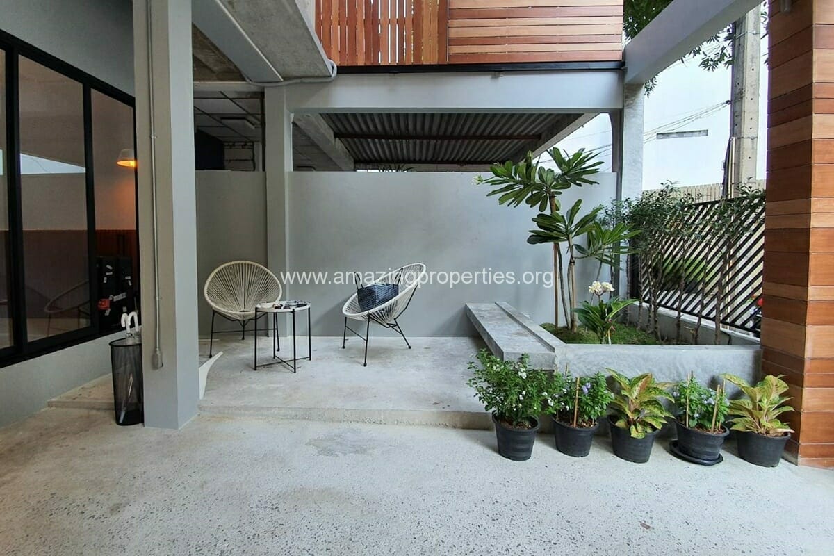 Modern-3-Bedroom-Townhouse-Phrom-Phong-14-3716.jpg