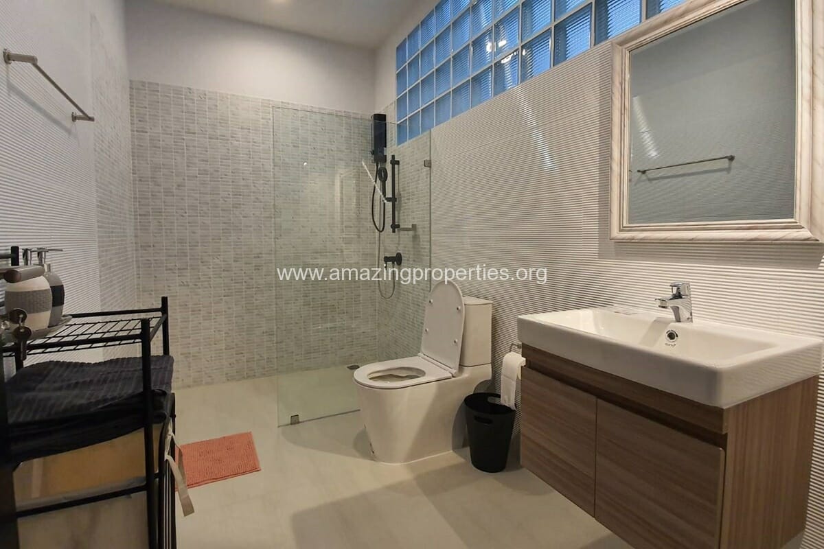 Modern-3-Bedroom-Townhouse-Phrom-Phong-2-4378.jpg