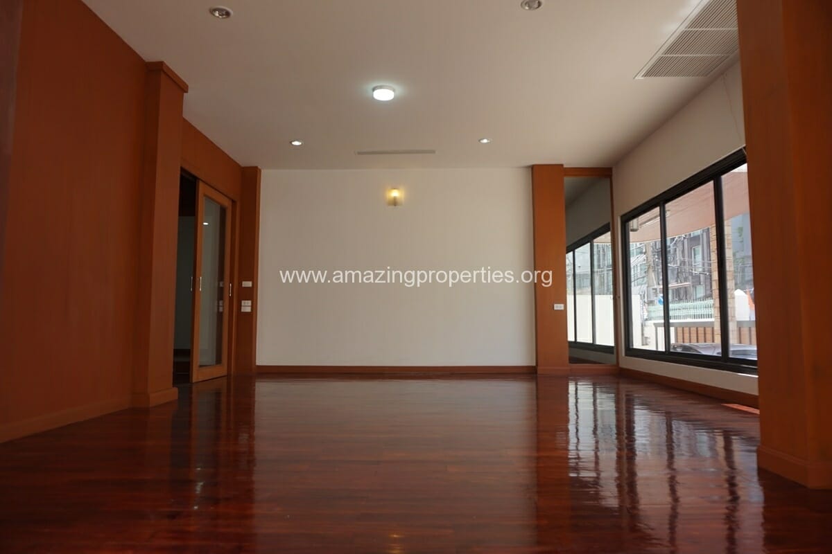 Nana-4-Bedroom-house-for-Rent-12-6596.jpg