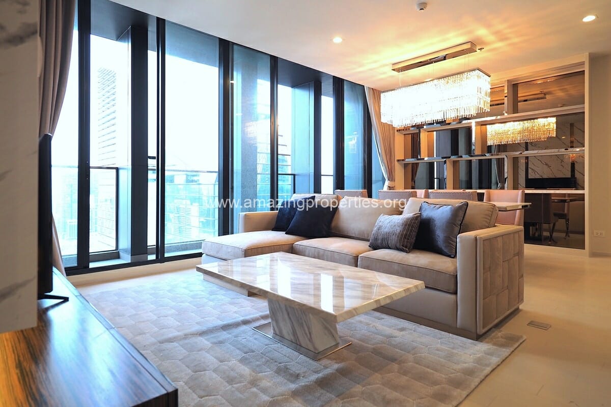 Noble-Ploenchit-2-bedroom-condo-5-4629.jpg
