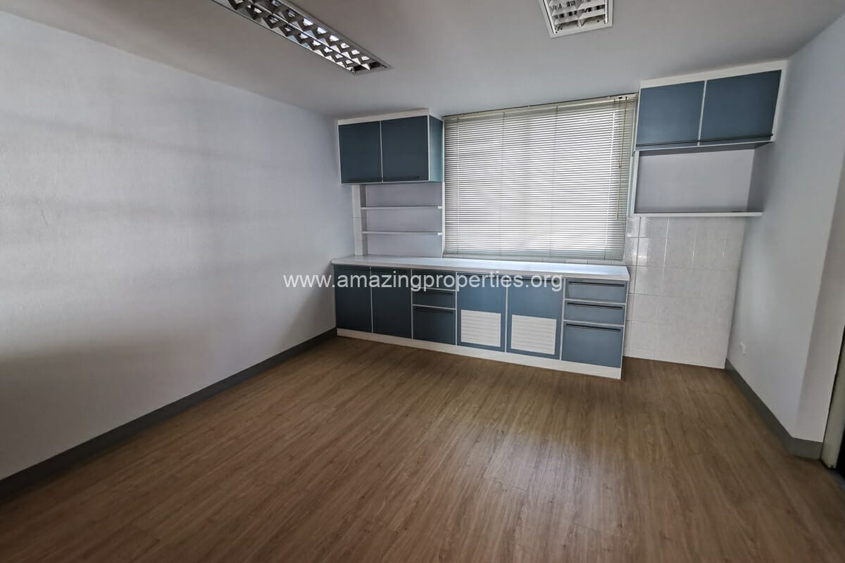 Office-space-Asoke-4-7075.jpg