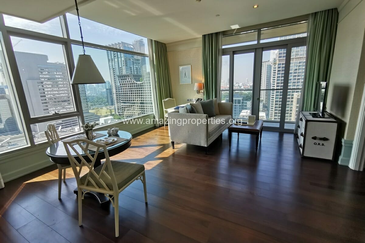 Oriental-Residence-One-Bedroom-Corner-Suite-22-3400.jpg