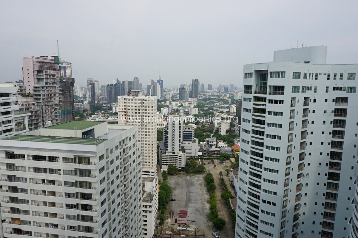 Park-24-Phromphong-2-Bedroom-condo-for-Rent-3-2014.jpg