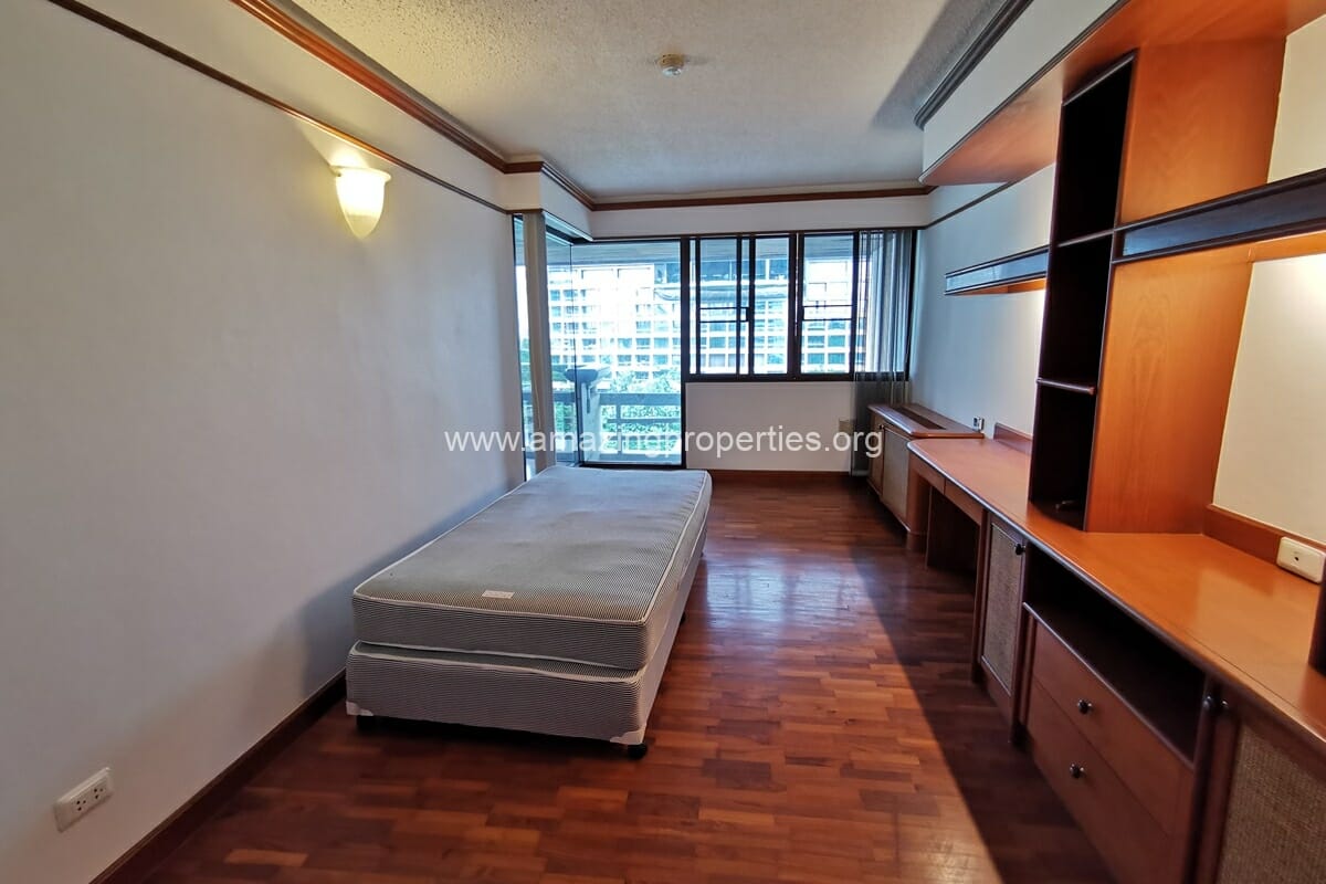 Peng-Seng-Mansion-2-bedroom-9-1-6599.jpg