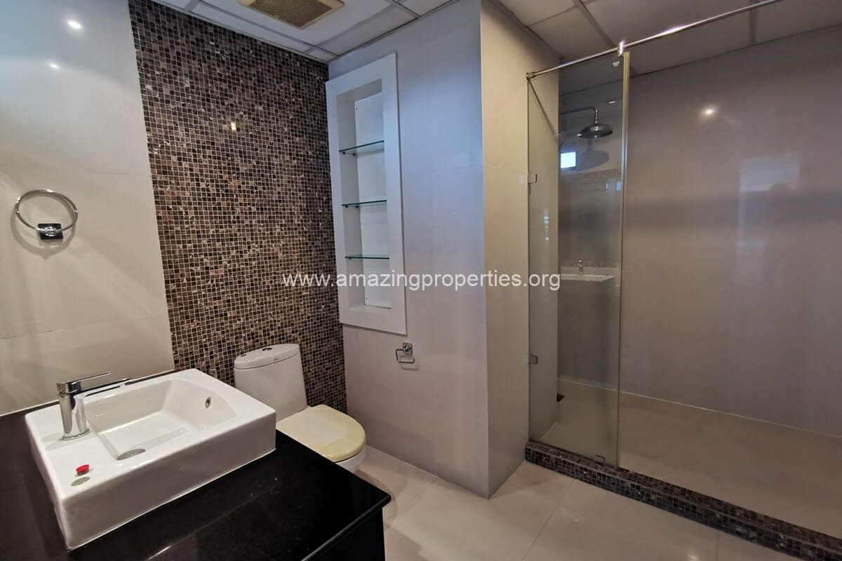 Penthouse-for-rent-Asoke-22-4738.jpg