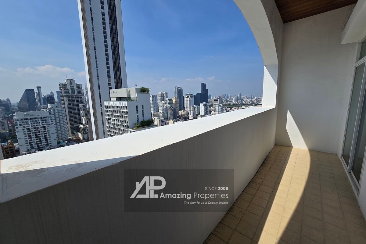 Penthouse-in-Asoke-12-4862.jpg