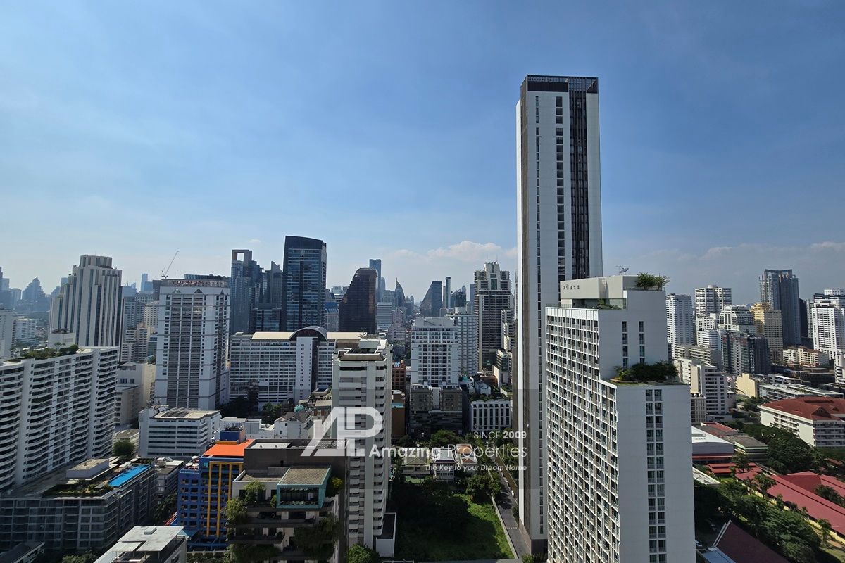 Penthouse-in-Asoke-13-5286.jpg