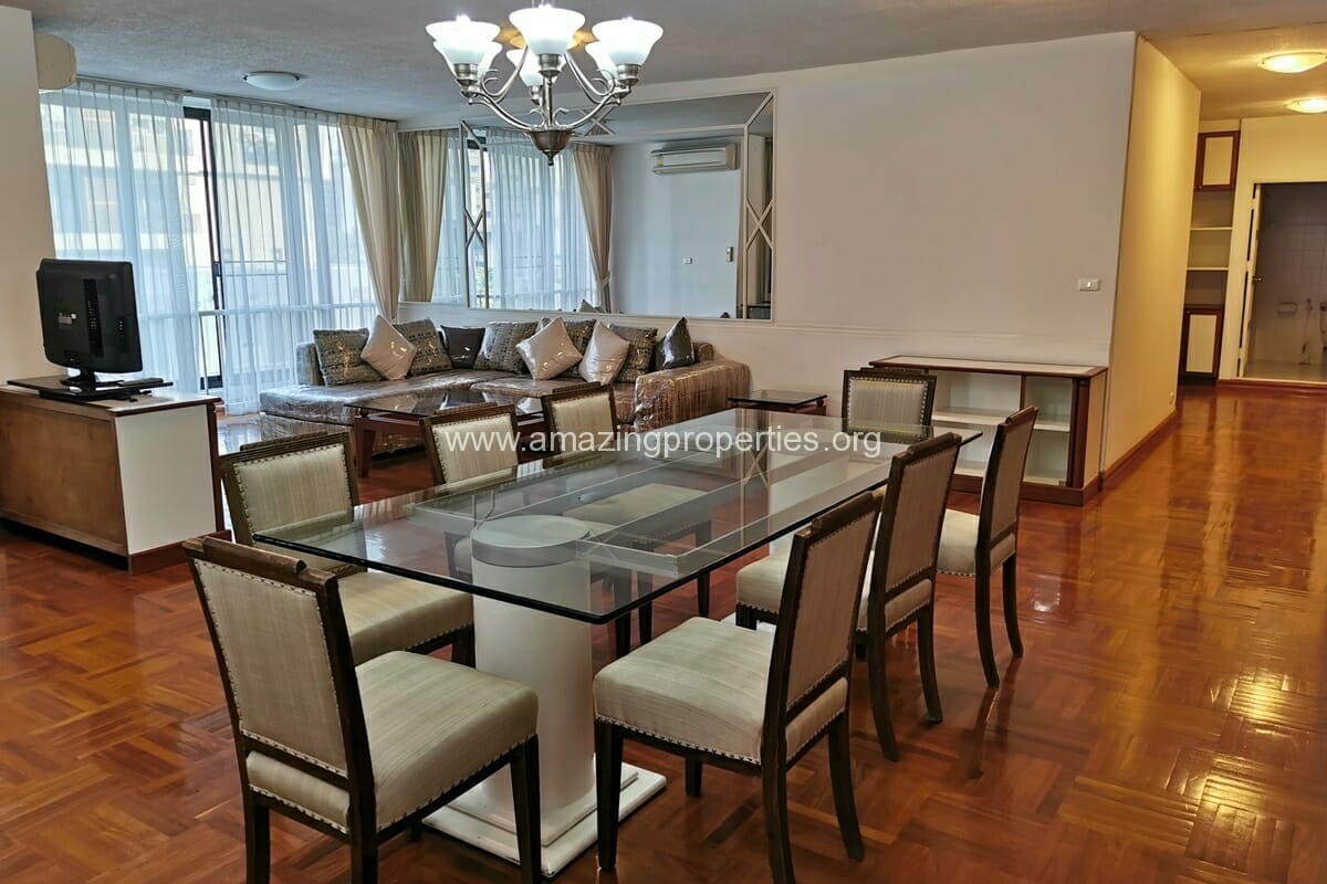 Pet-Friendly-3-Bedroom-Apartment-Chidlom-18-4339.jpg