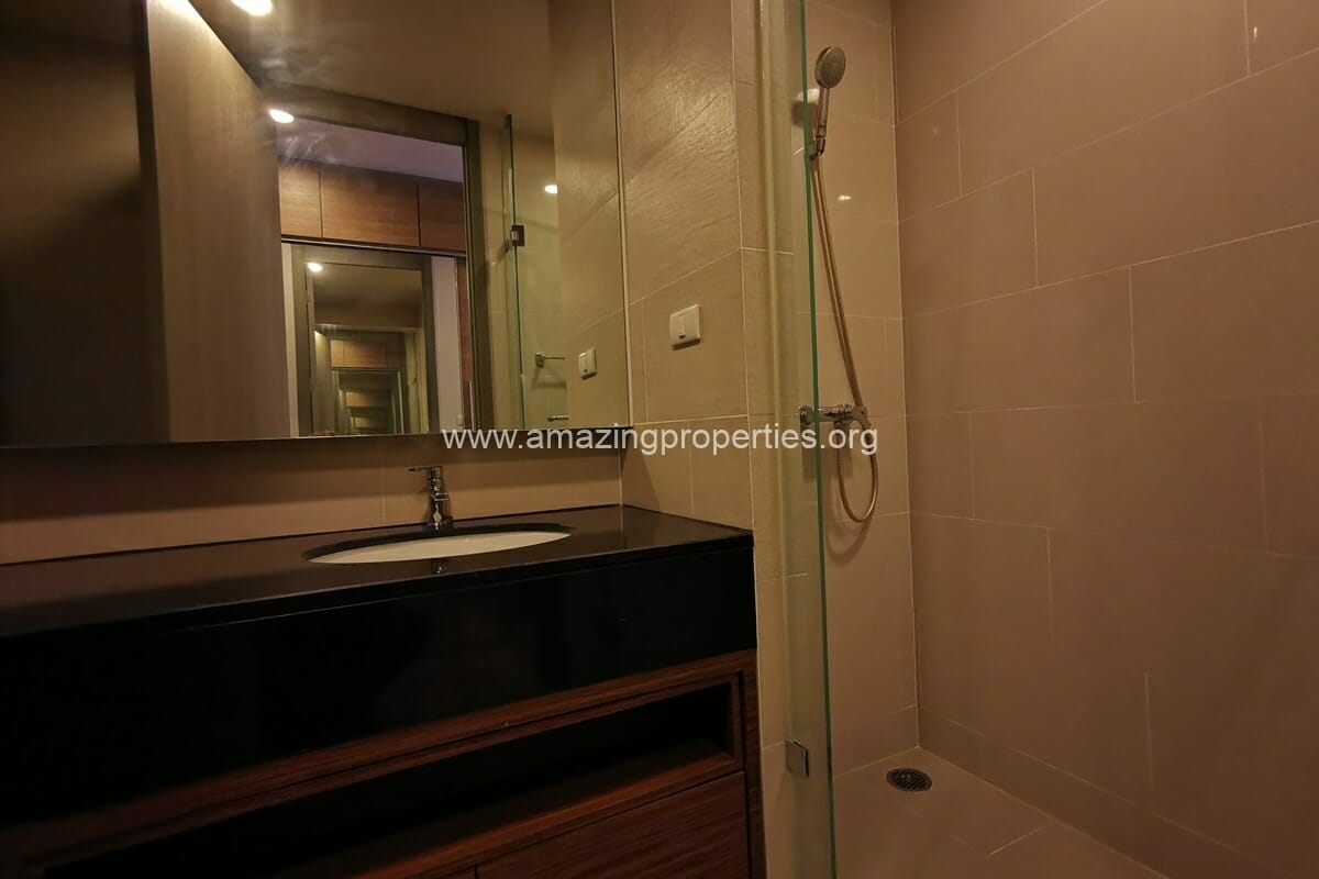 Pet-Friendly-3-Bedroom-apartment-Phrom-Phong-11-4980.jpg