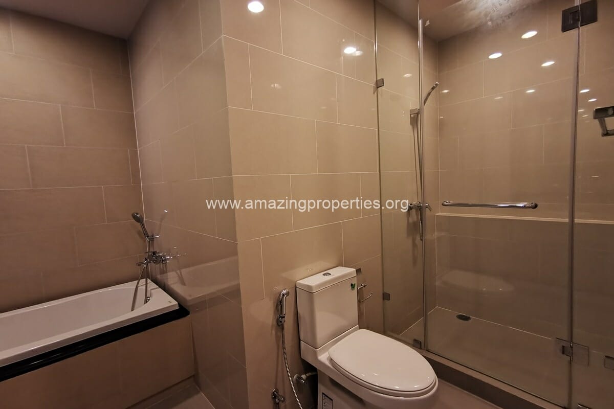 Pet-Friendly-3-Bedroom-apartment-Phrom-Phong-18-7850.jpg