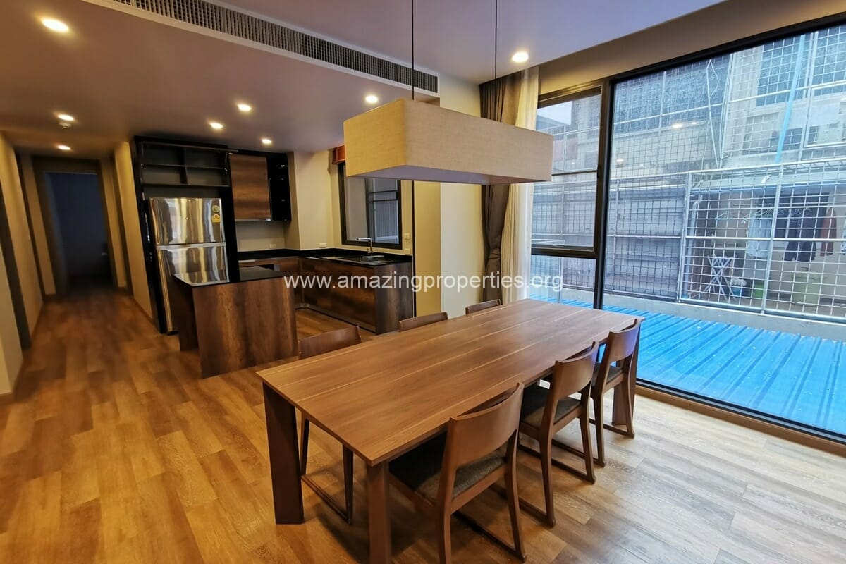 Pet-Friendly-3-Bedroom-apartment-Phrom-Phong-5-4061.jpg