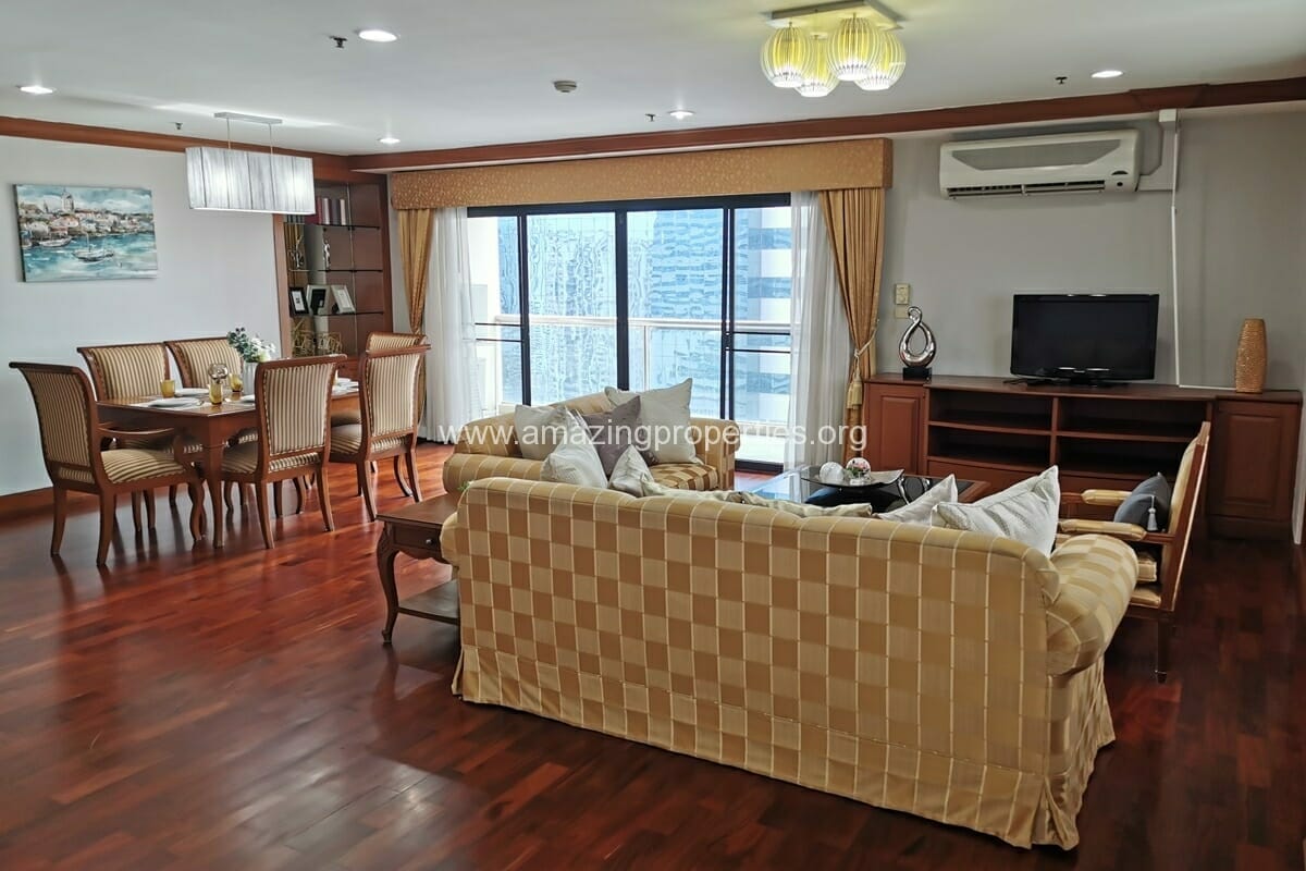 Pet-Friendly-3-bedroom-Apartment-Asoke-4-3811.jpg