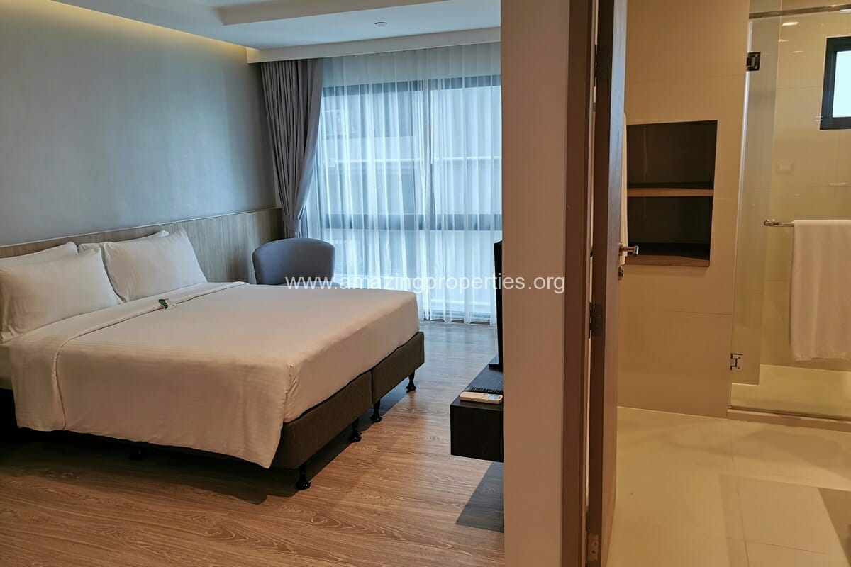 Petfriendly-3-Bedroom-Apartment-Ekkamai-11-8063.jpg