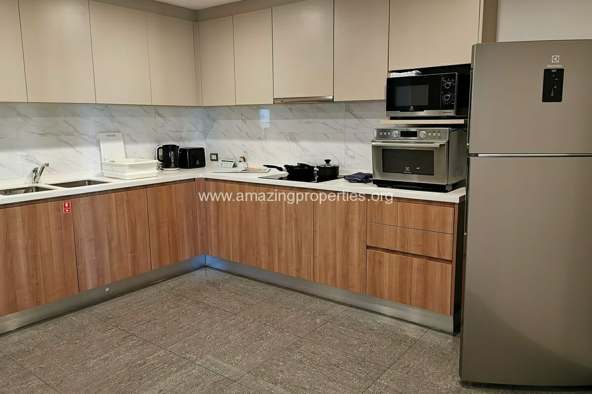 Petfriendly-3-Bedroom-Apartment-Ekkamai-5-9707.jpg