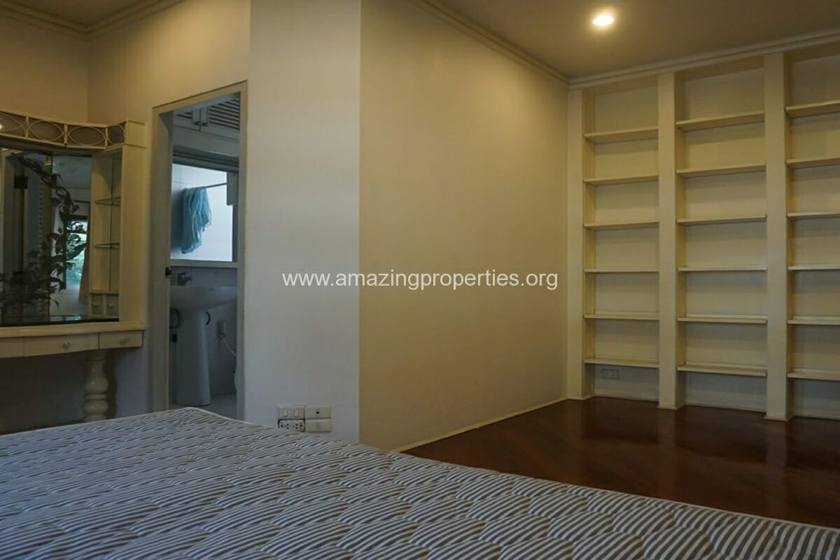Petfriendly-3-Bedroom-House-Phrom-Phong-12-2016.jpg
