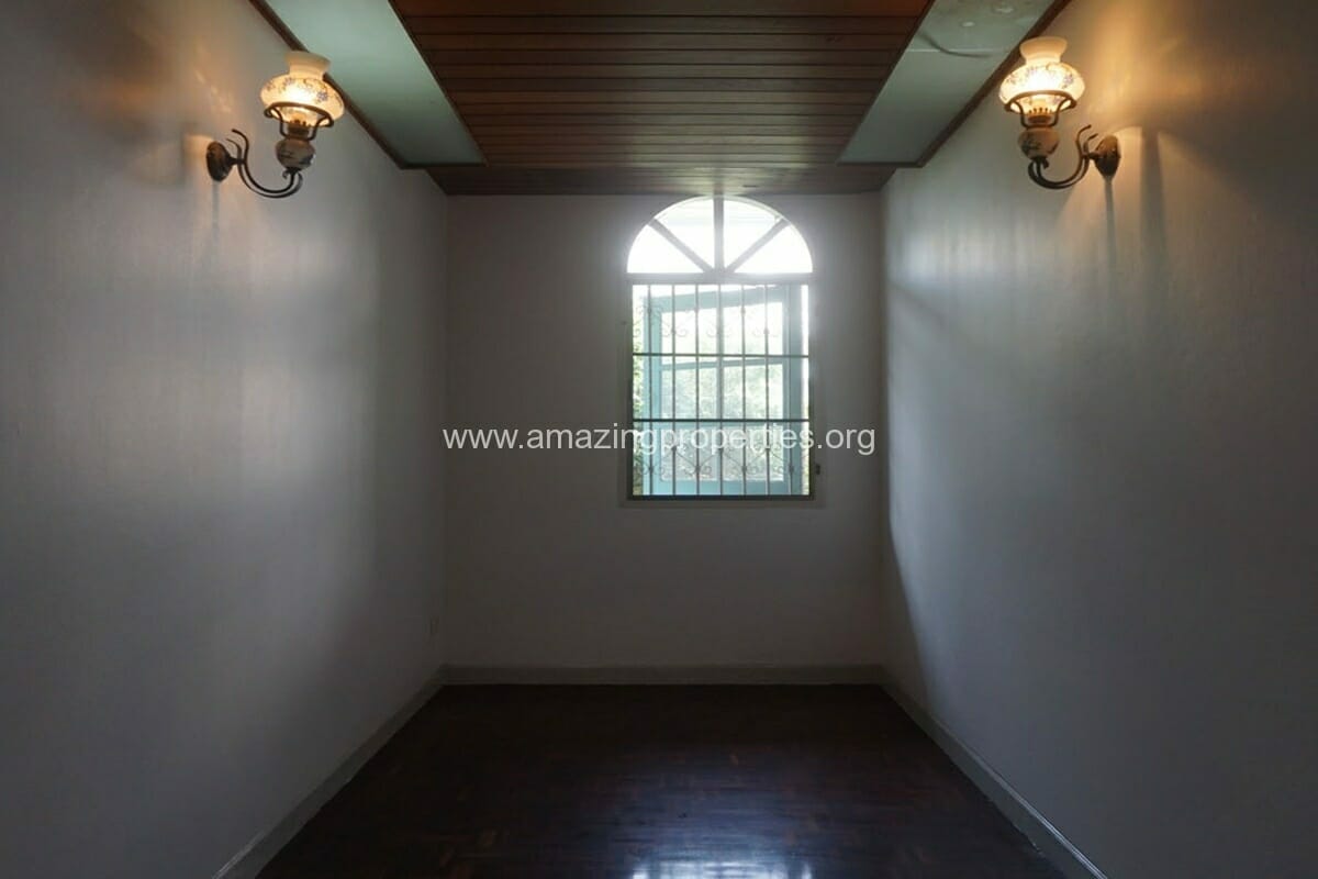 Petfriendly-3-Bedroom-House-Phrom-Phong-15-9209.jpg