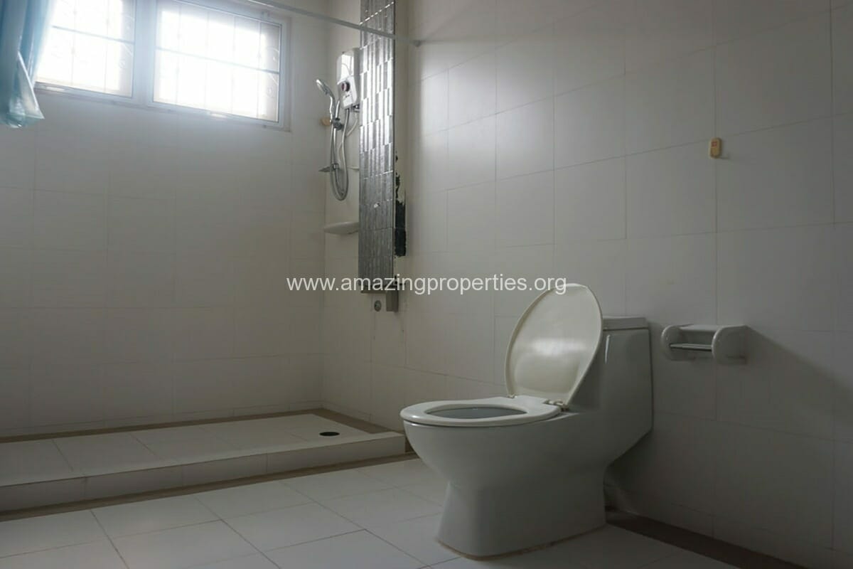 Petfriendly-3-Bedroom-House-Phrom-Phong-21-2967.jpg