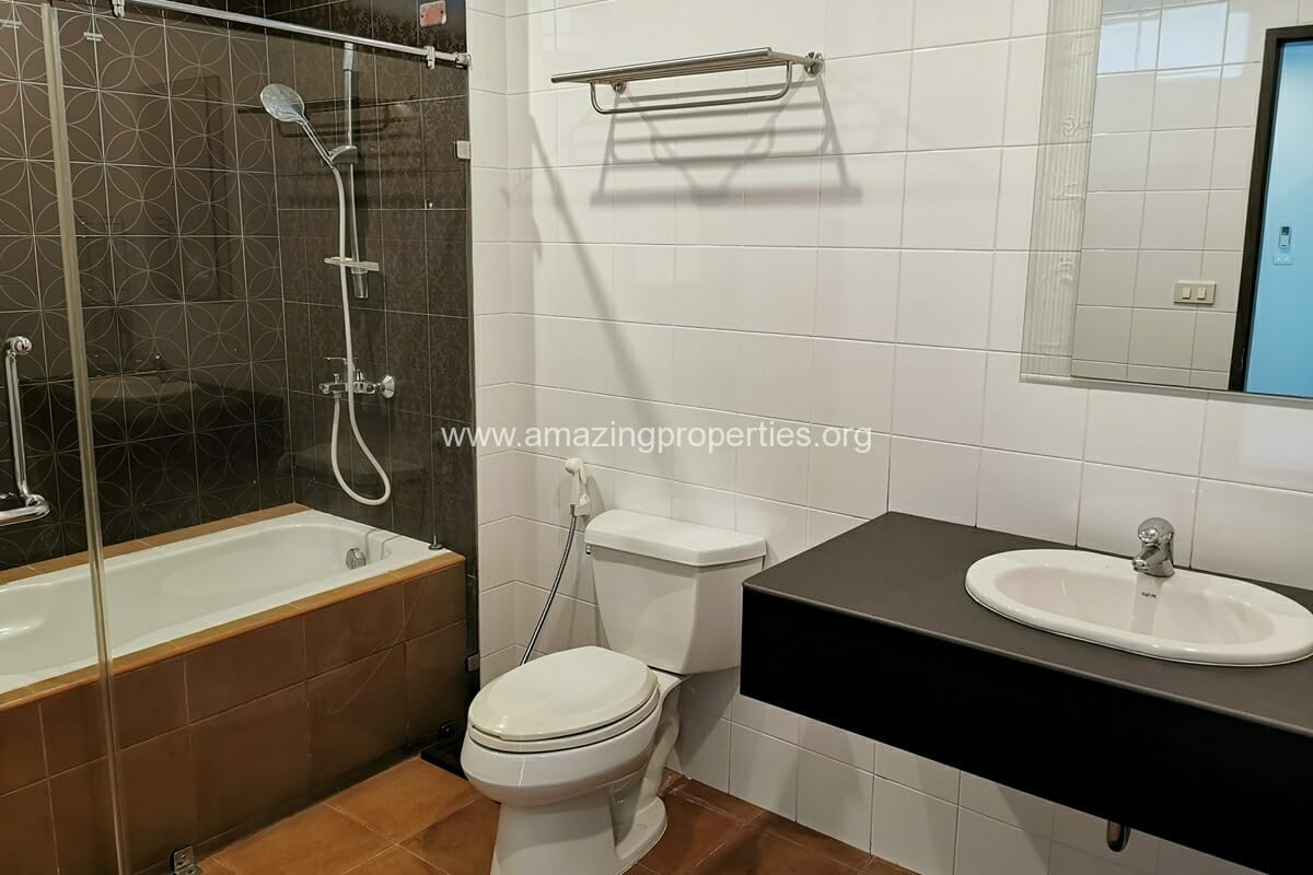 Petfriendly-3-Bedroom-apartment-Phrom-Phong-15-1455.jpg
