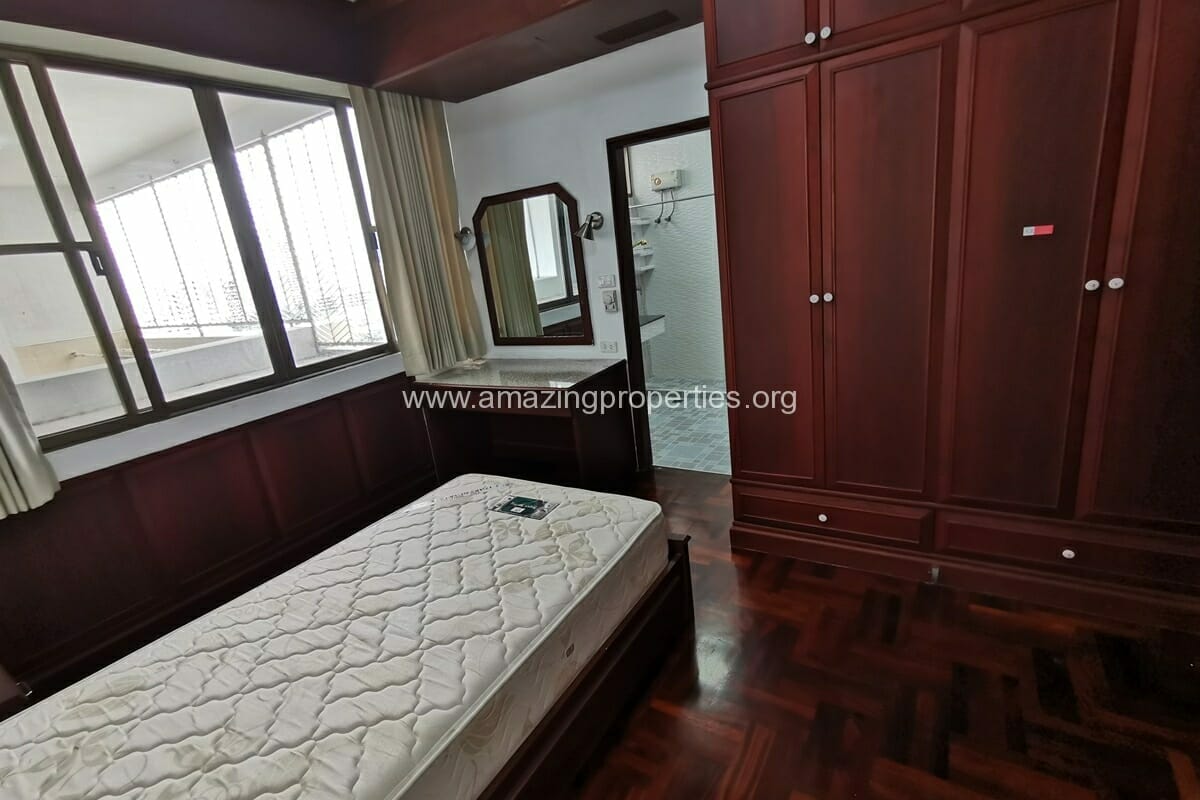 Petfriendly-3-Bedroom-condo-for-Rent-Phrom-Phong-10-2673.jpg