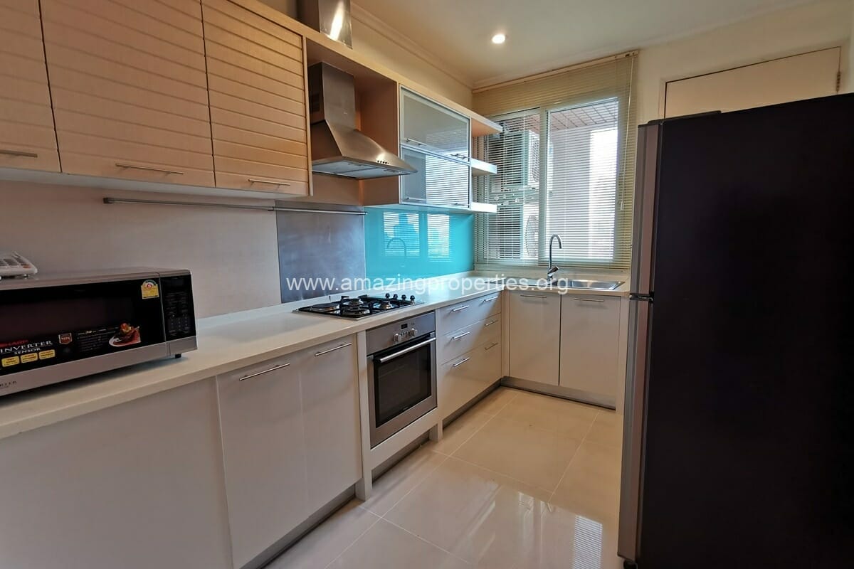 Phrom-Phong-2-Bedroom-with-large-balcony-2-4371.jpg