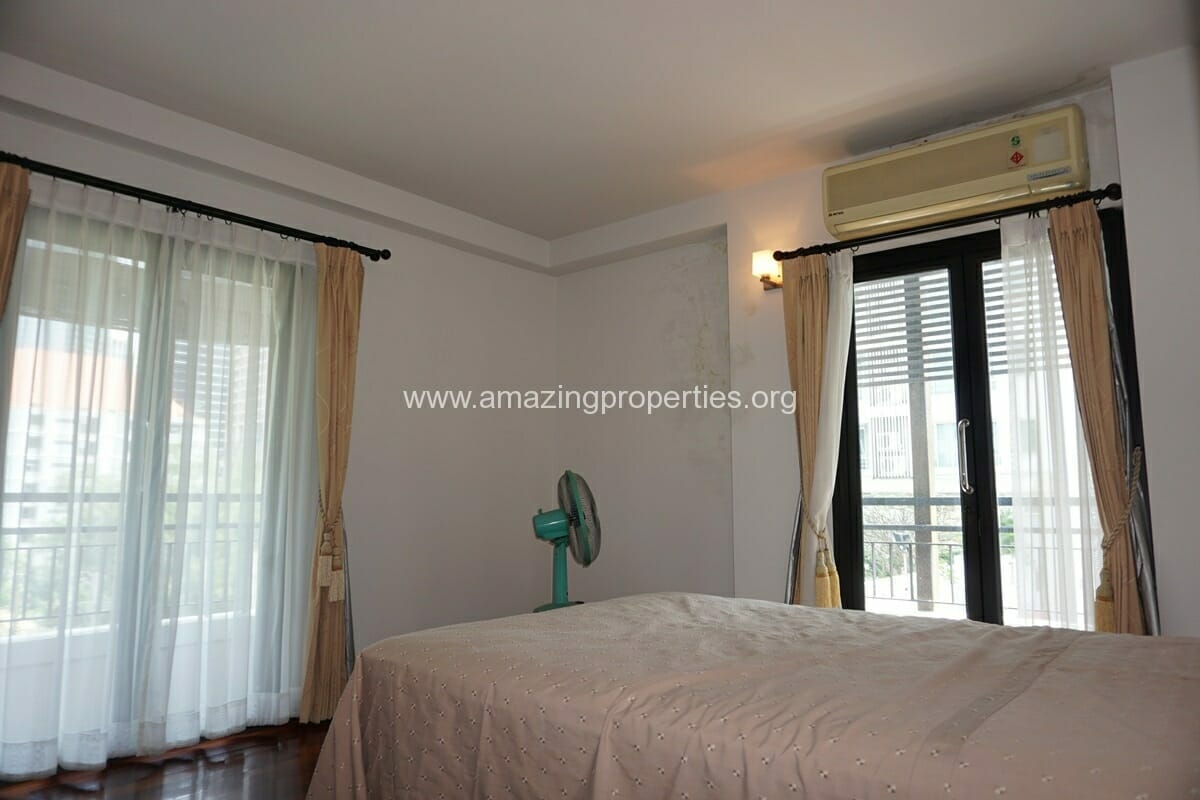 Phrom-Phong-3-bedroom-apartment-4-1102.jpg