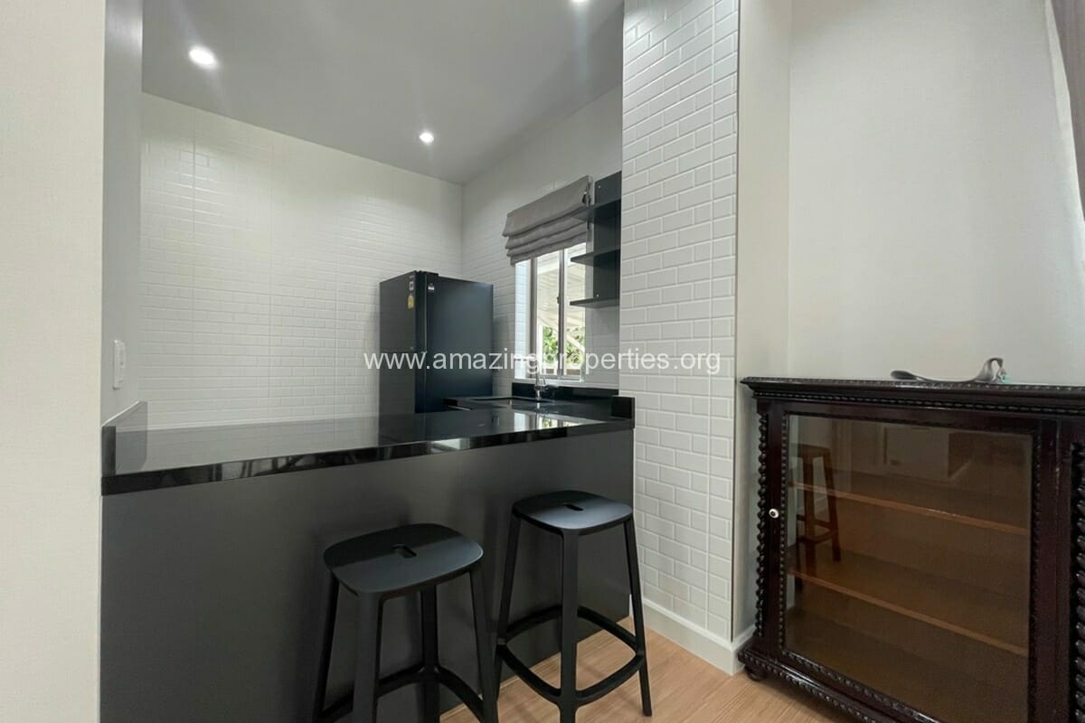 Phrom-Phong-4-bedroom-House-13-1-3625.jpg
