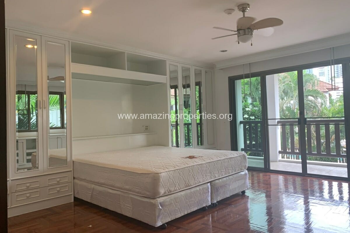 Phrom-Phong-4-bedroom-House-for-Rent-15-1138.jpg