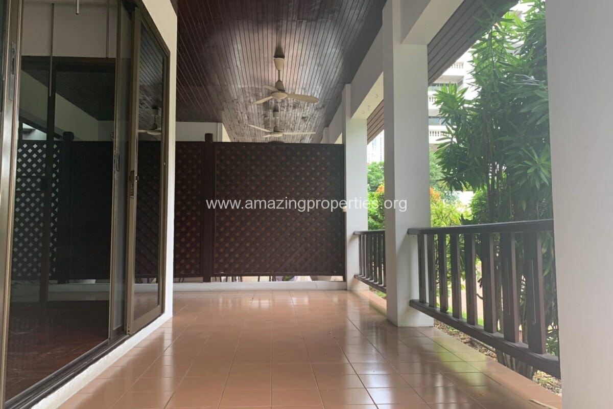 Phrom-Phong-4-bedroom-House-for-Rent-35-8469.jpg