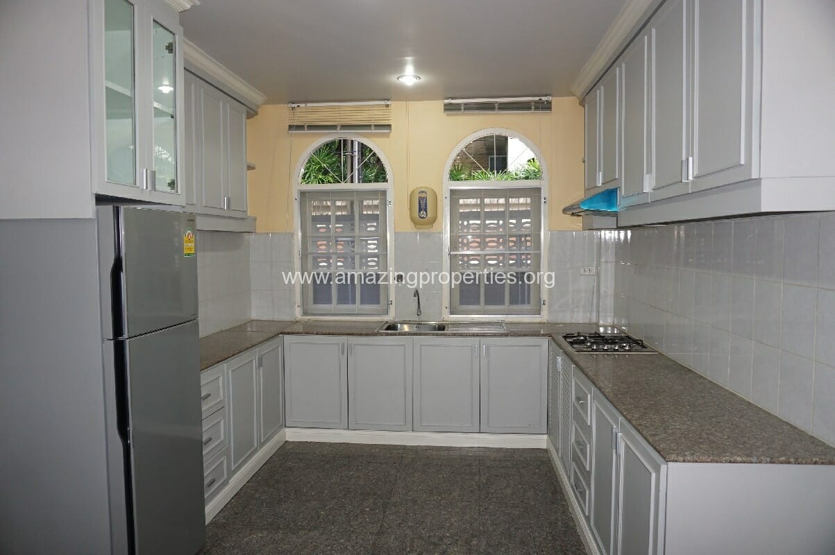 Phrom-Phong-House-for-Rent-5-1239.jpg