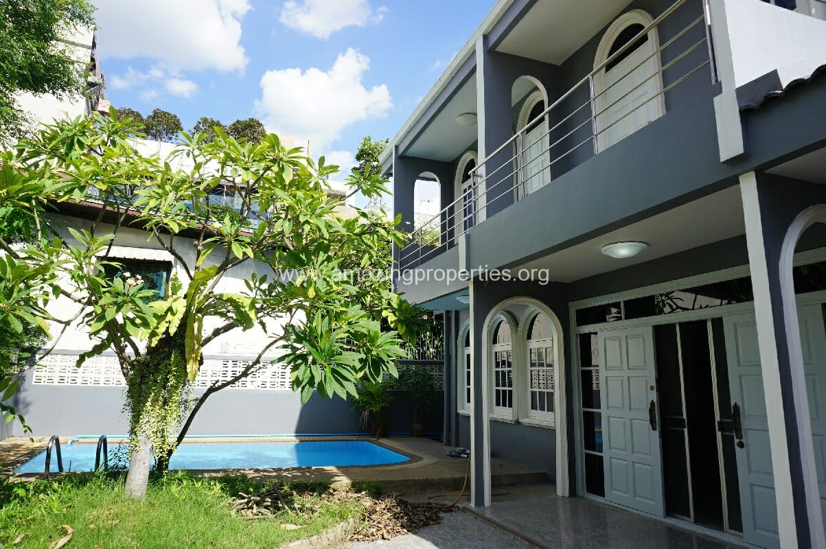 Phrom-Phong-House-for-Rent-8055.jpg