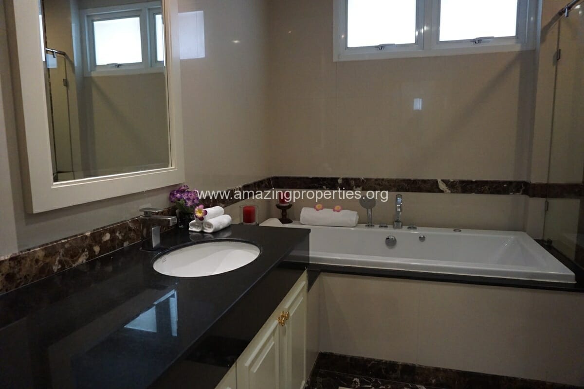 Piyathip-4-Bedroom-Penthouse-25-2861.jpg