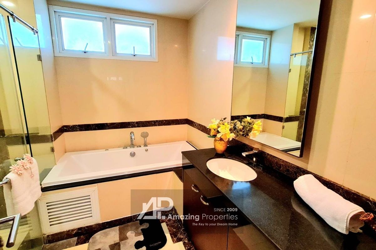 Piyathip-Place-3-bedroom-11-8130.jpg