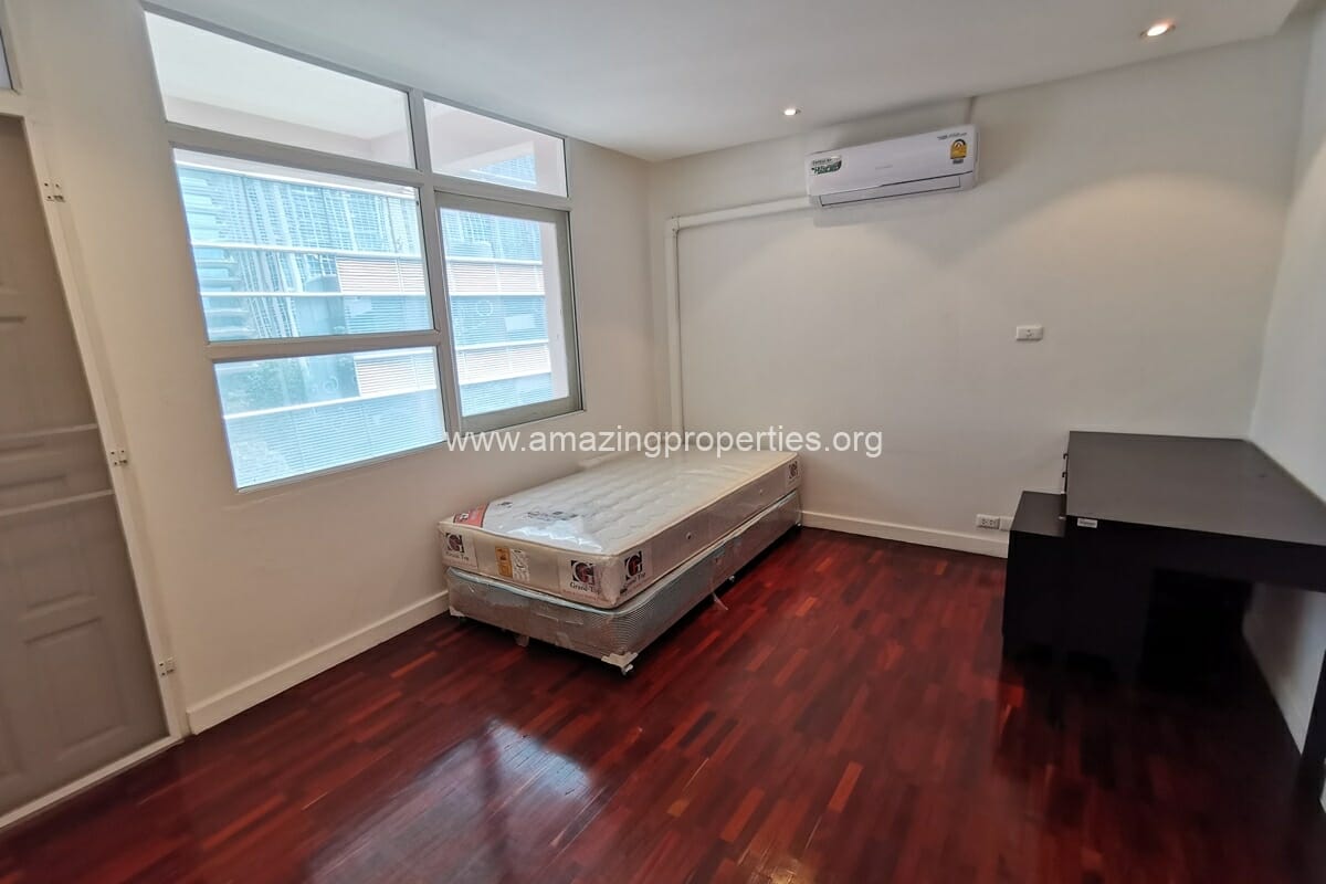Ploenchit-4-bedroom-Penthouse-20-7824.jpg