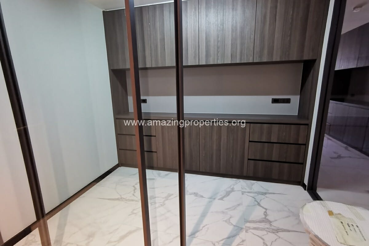 Polaris-Residence-Sukhumvit-30-16-3080.jpg