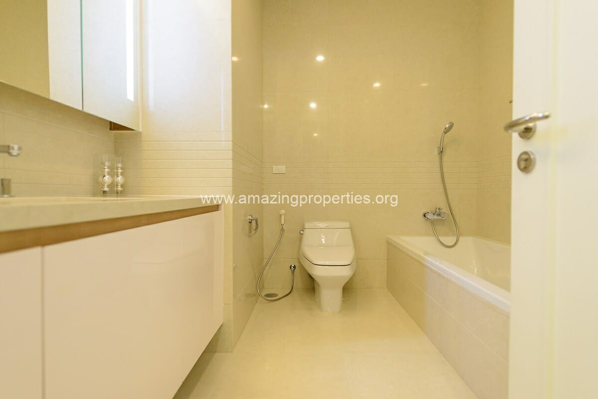 Q-Langsuan-Chidlom-2-Bedroom-Condo-for-rent-11-1-8676.jpg