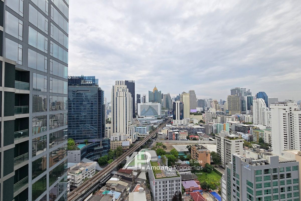 Q1-Sukhumvit-2-bedroom-(16)-6159.jpg