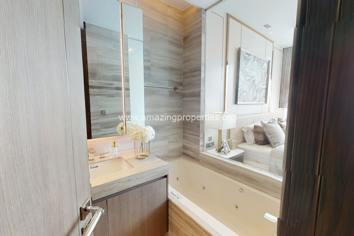 Q1-Sukhumvit-2-bedroom-condo-19-6799.jpg