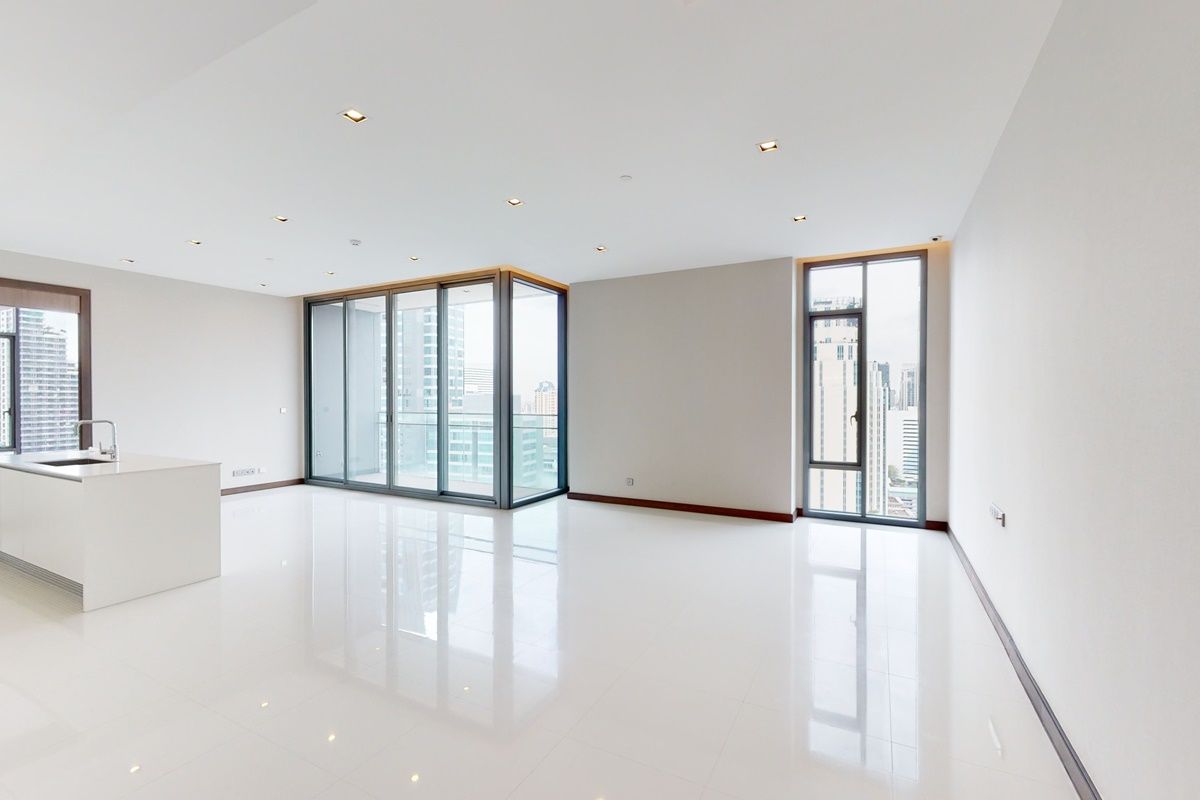 Q1-Sukhumvit-3-bedroom-condo-1-5-7087.jpg