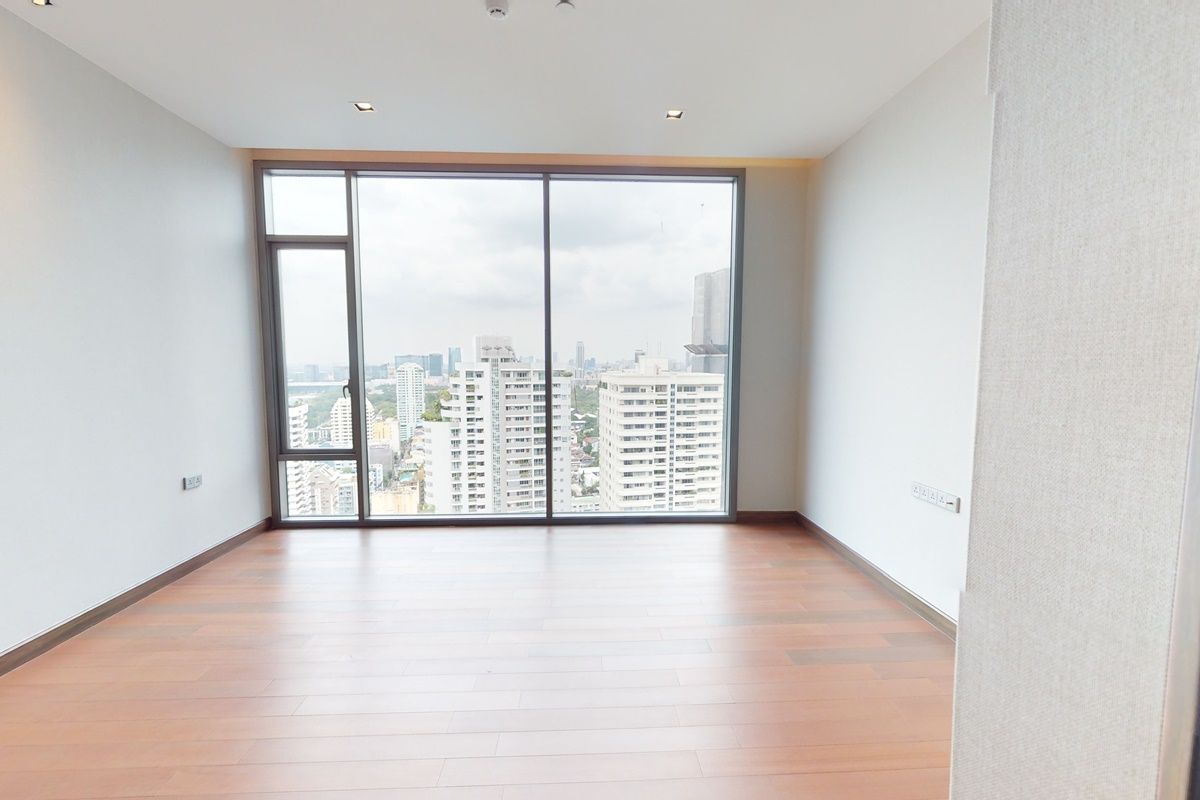 Q1-Sukhumvit-3-bedroom-condo-13-3-6771.jpg