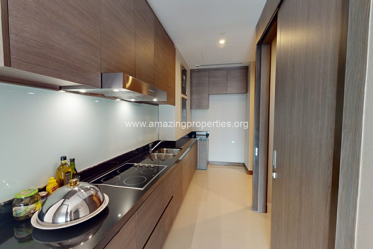Q1-Sukhumvit-3-bedroom-condo-14-2-2705.jpg
