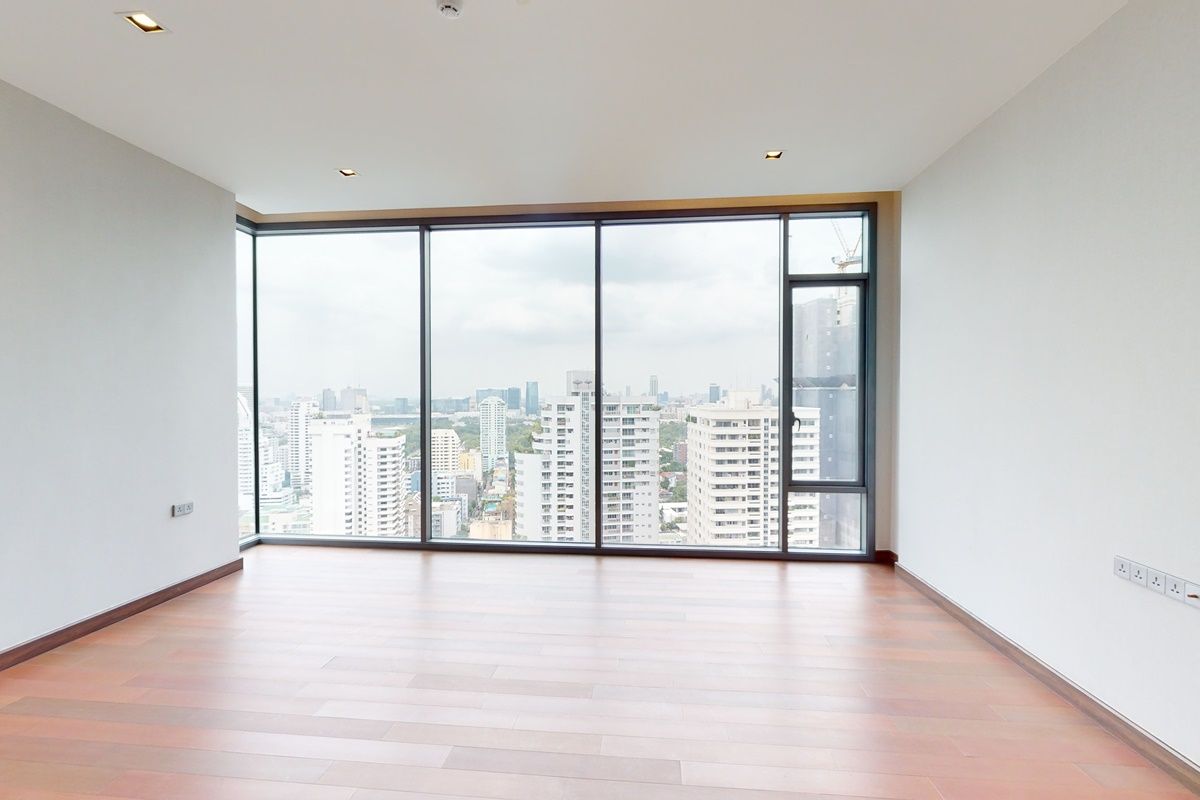 Q1-Sukhumvit-3-bedroom-condo-17-3-3969.jpg