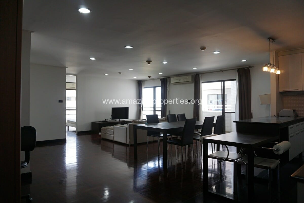 Richmond-Palace-2-bedroom-Condo-for-Rent-2-3557.jpg
