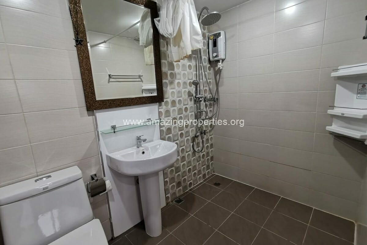 Royal-Castle-4-bedroom-condo-Phrom-Phong-21-9799.jpg