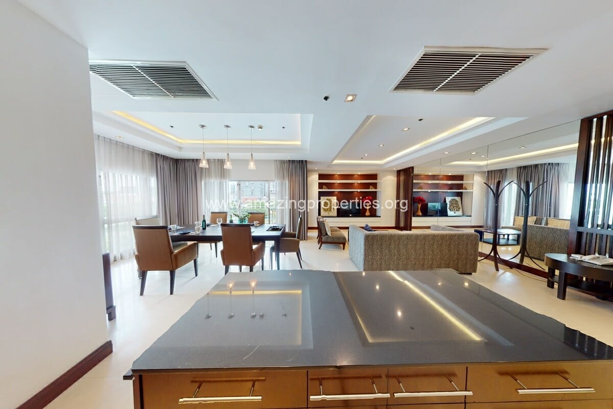 Royal-Residence-Park-3-bedroom-5-3755.jpg