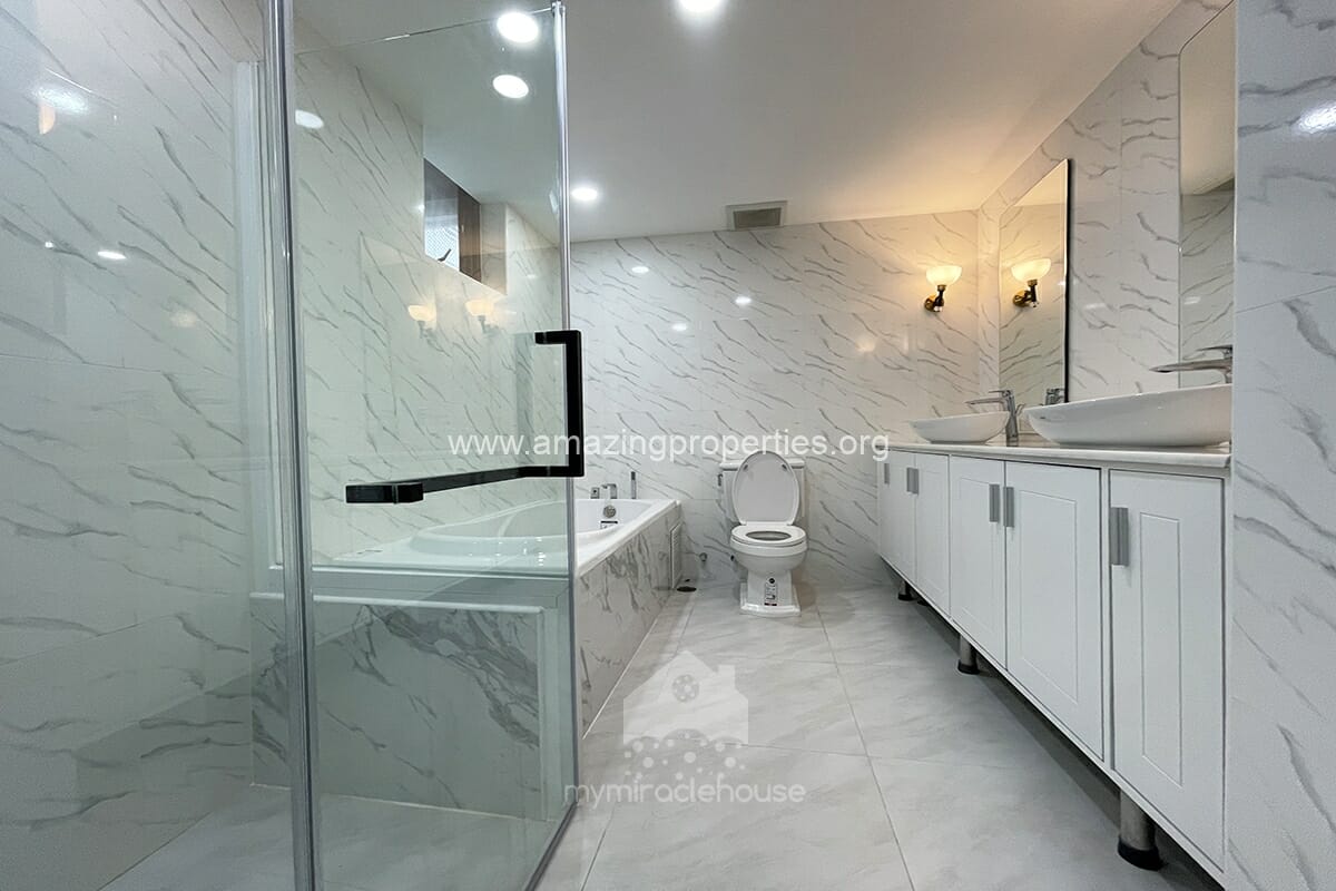 Ruamsuk-Condominium-3-bedroom-10-5030.jpg