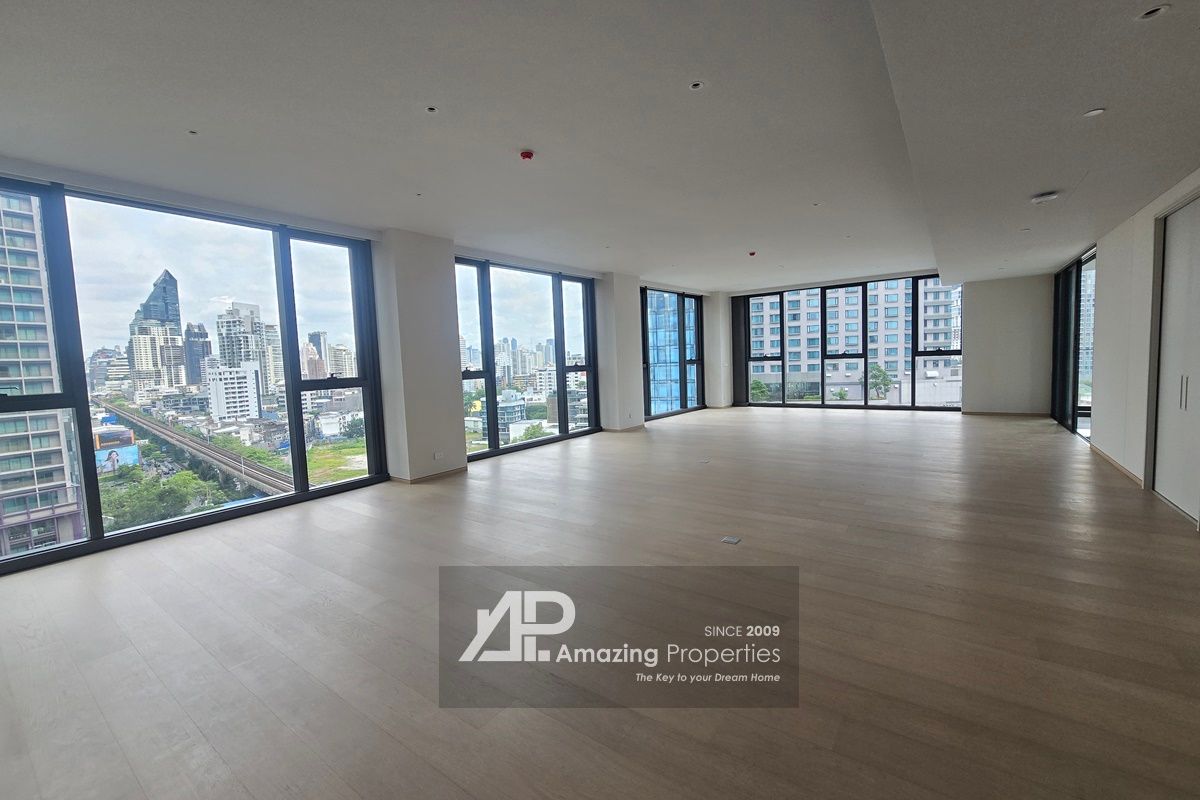 SCOPE-Thonglor-4-bedroom-(1)-4382.jpg
