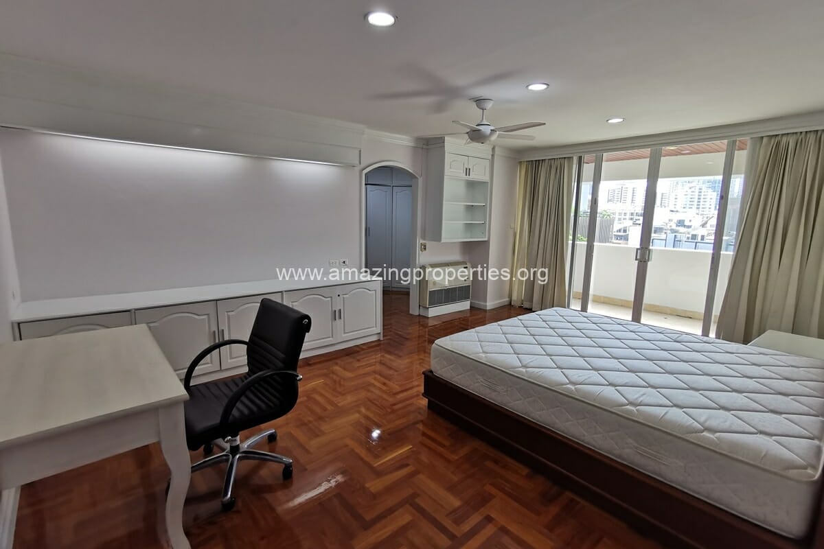 Sachayan-Court-4-bedroom-apartment-21-5054.jpg