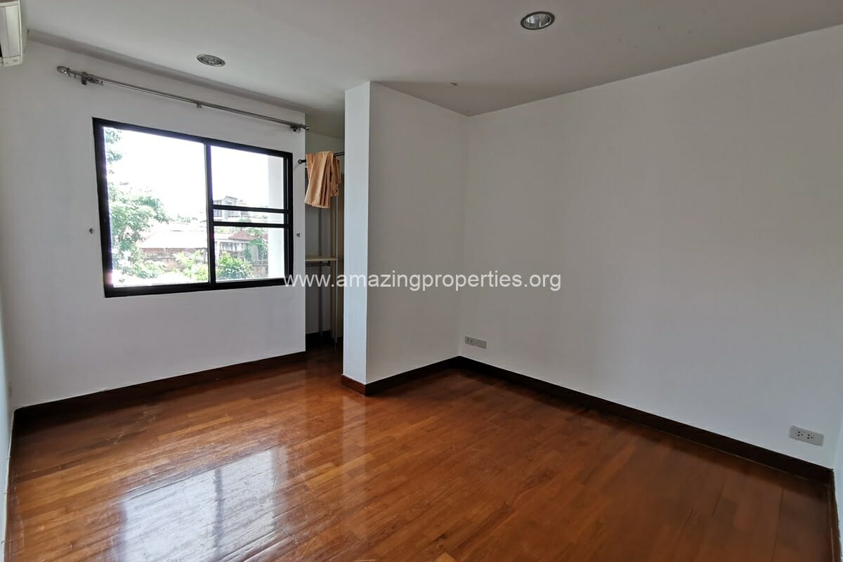 Serenity-Park-4-bedroom-apartment-11-3355.jpg